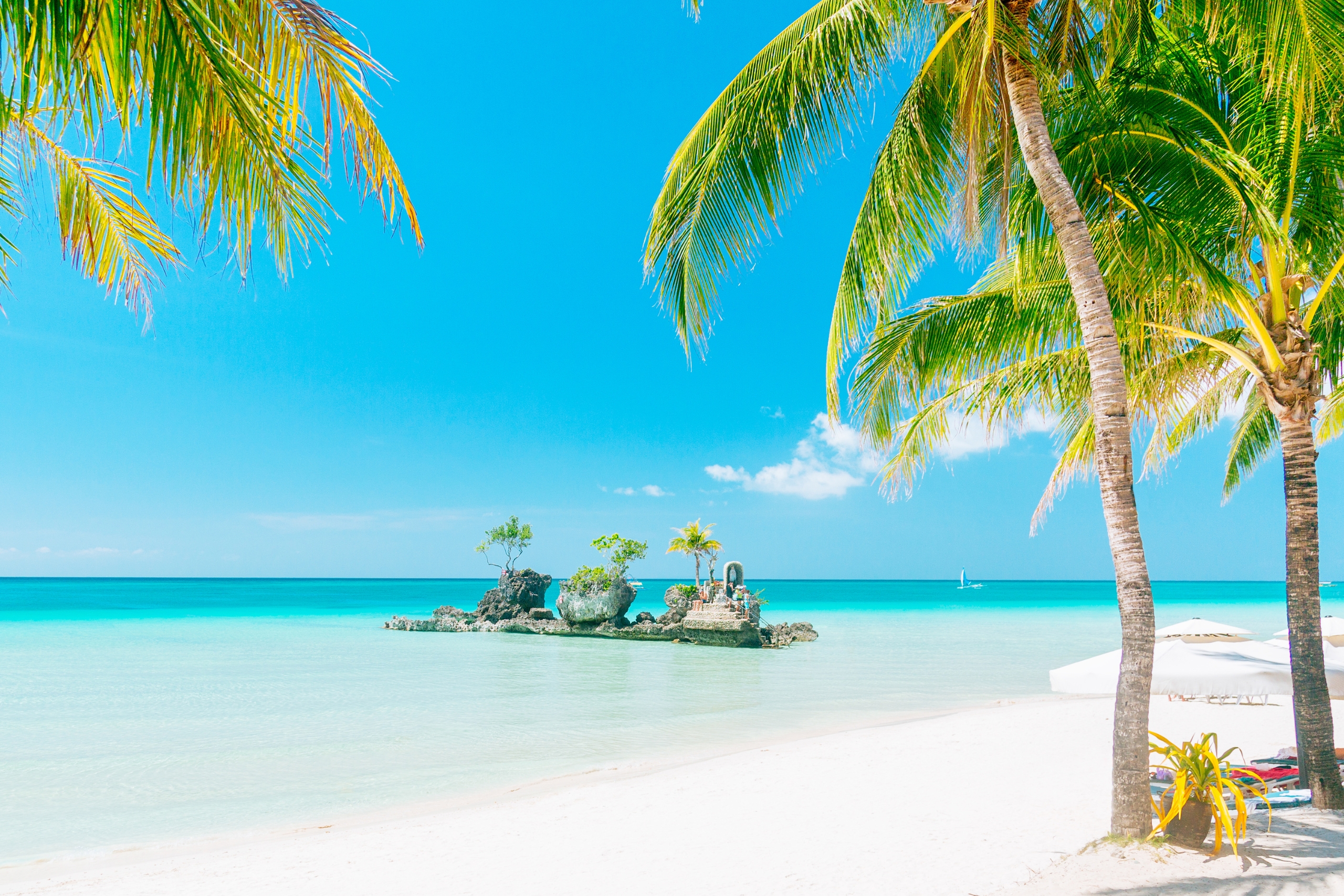 Exploring the Best Beaches in Southeast Asia: Hidden Gems, Clear Waters, and Unforgettable Coastal Experiences